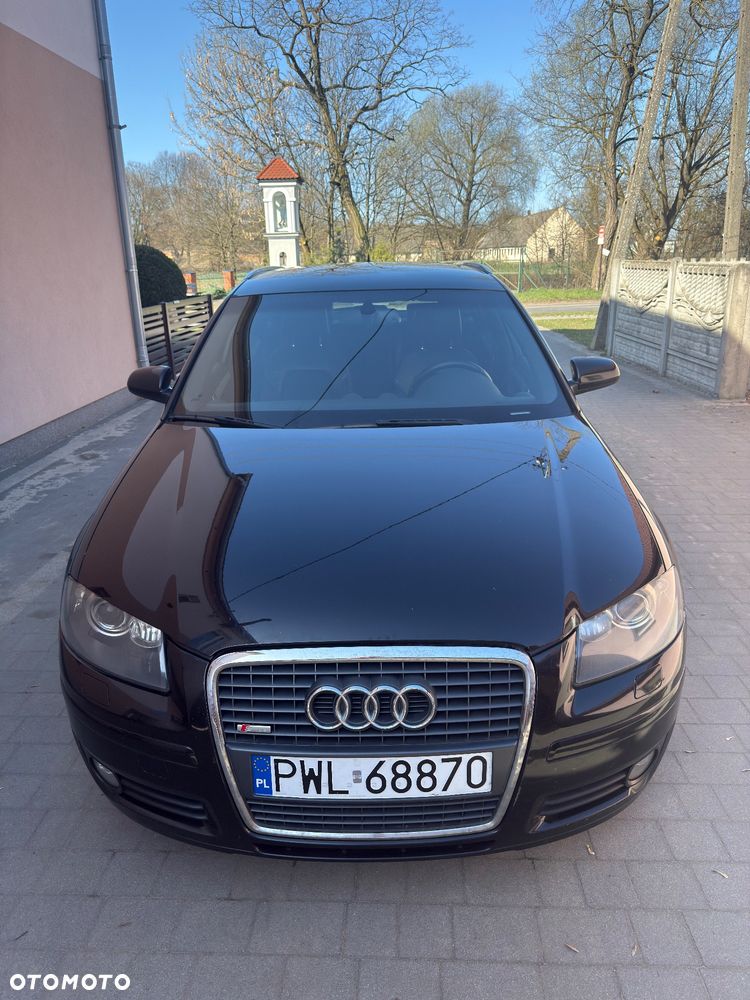 Audi A3 Sportback - 1