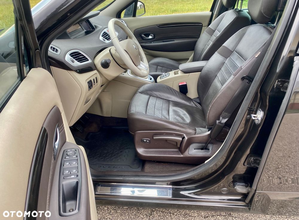 Renault Scenic 1.9 dCi Privilege - 25