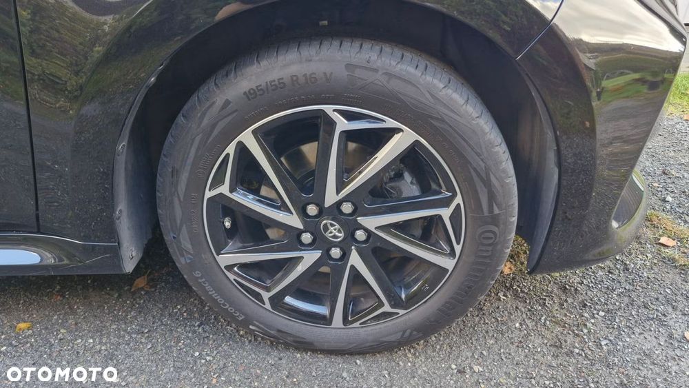 Toyota Yaris Hybrid 1.5 Active - 29