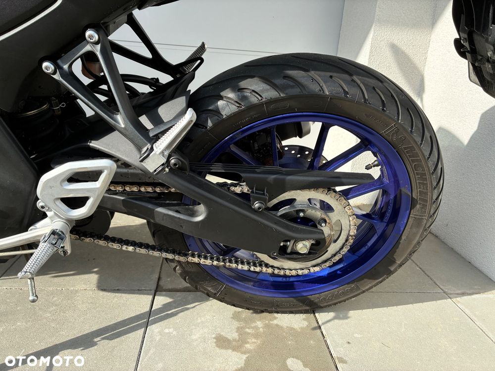 Yamaha MT - 13
