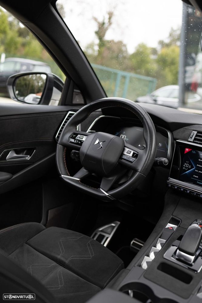DS DS7 Crossback E-Tense Performance Line EAT8 - 39