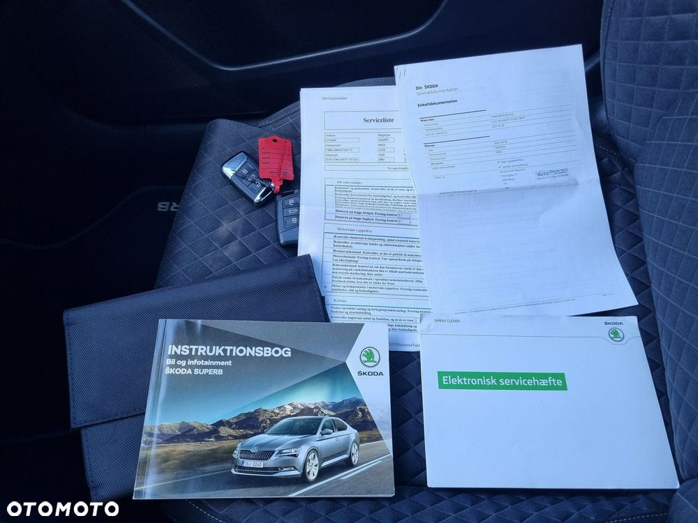 Skoda Superb 1.8 TSI Ambition DSG - 30