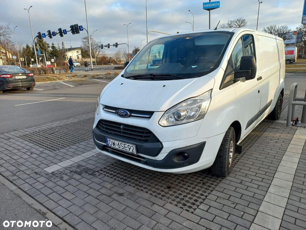 Ford TRANSIT CUSTOM - 13