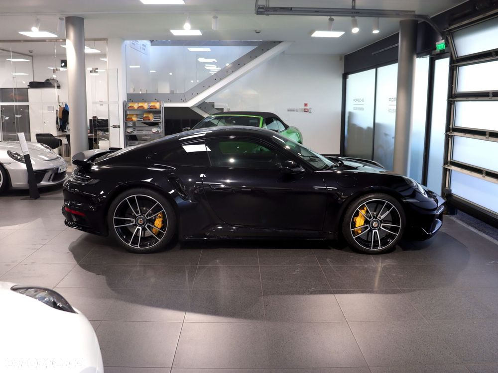 Porsche 911 Turbo S - 6