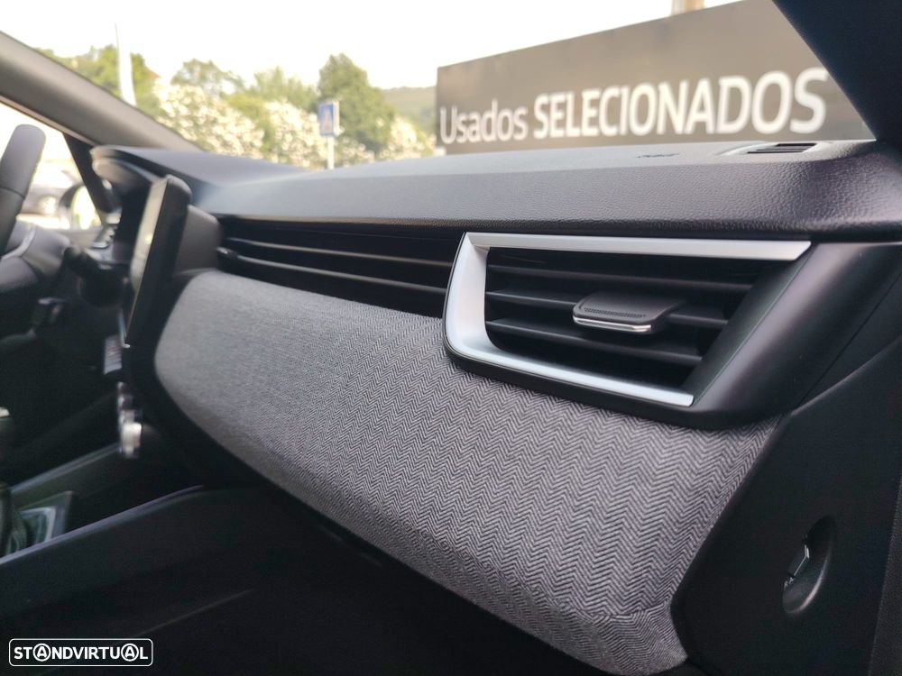 Renault Clio 1.0 TCe Techno - 16