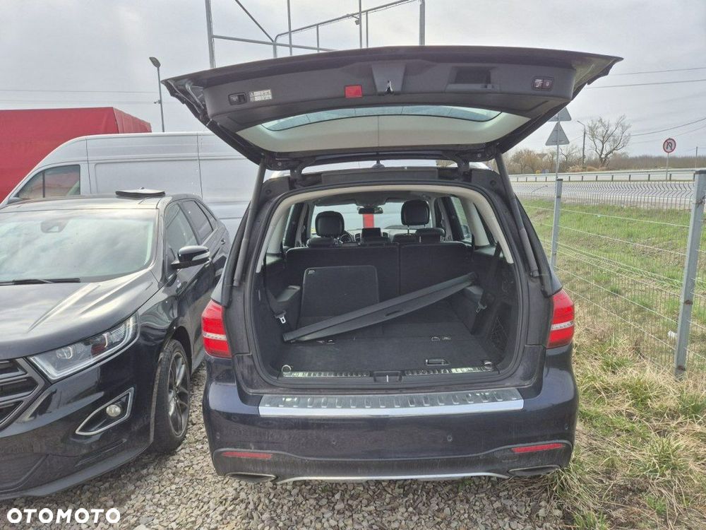 Mercedes-Benz GLS - 7