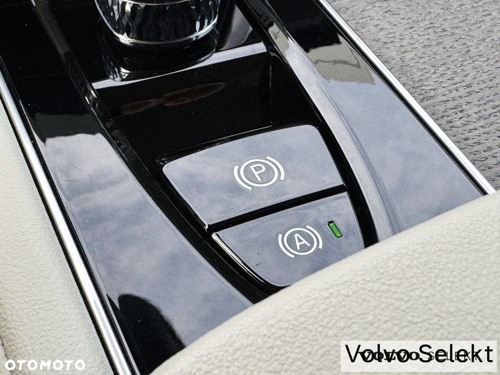 Volvo XC 90 - 24