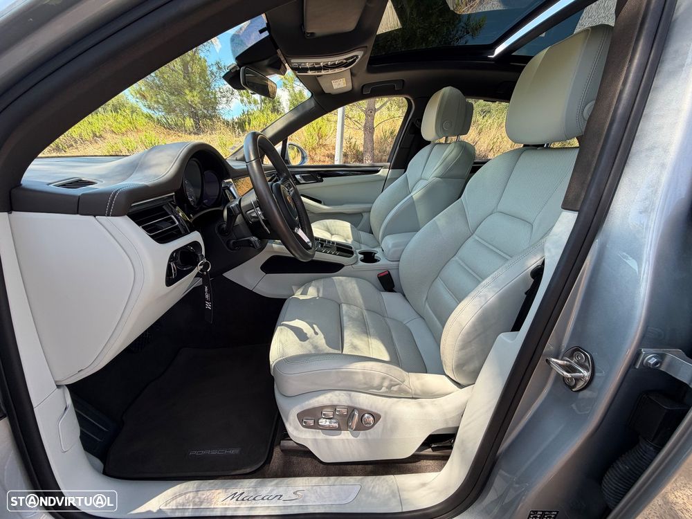 Porsche Macan S - 17