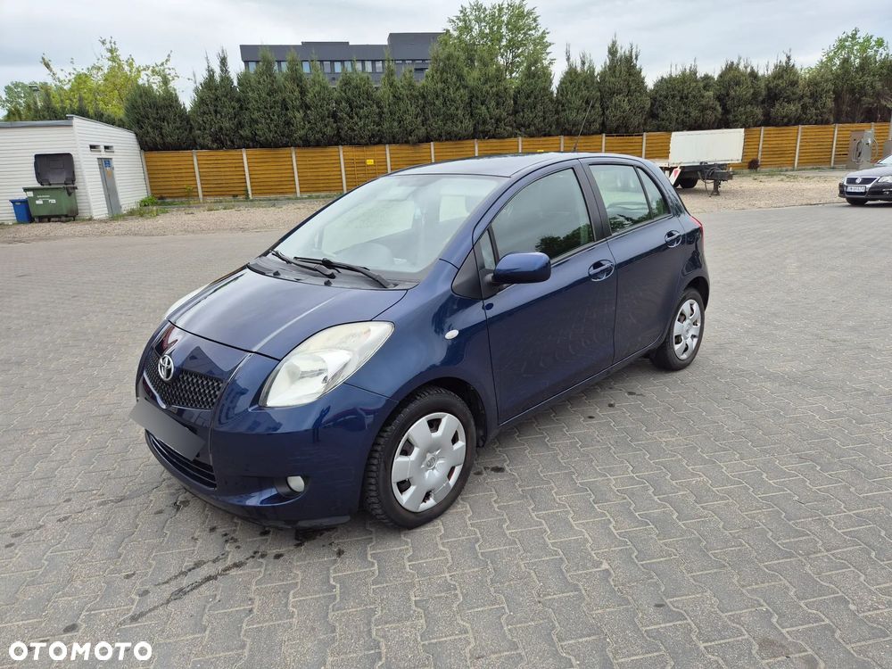 Toyota Yaris - 3