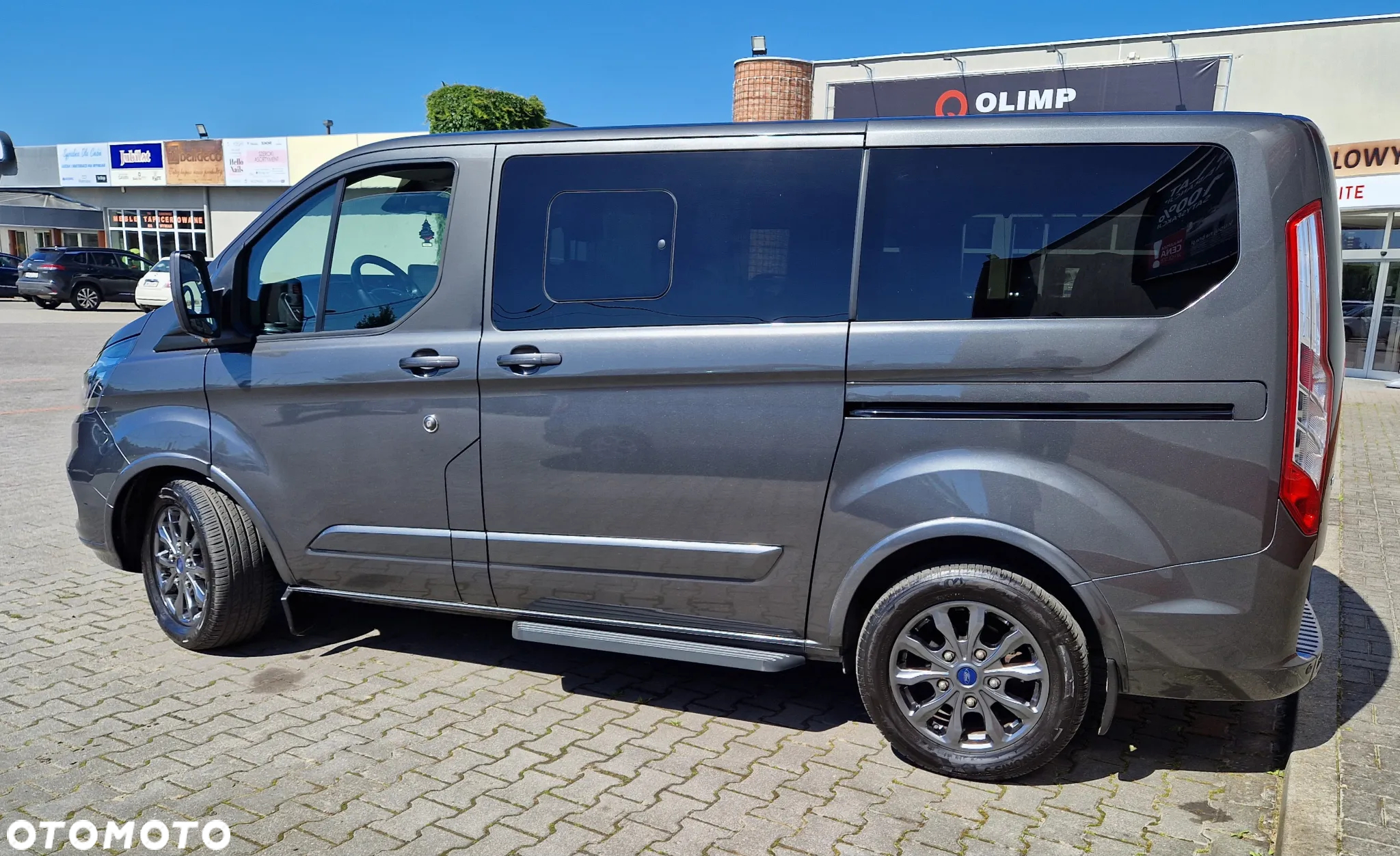Ford Tourneo Custom 2.0 EcoBlue L1 Titanium SelectShift - 12