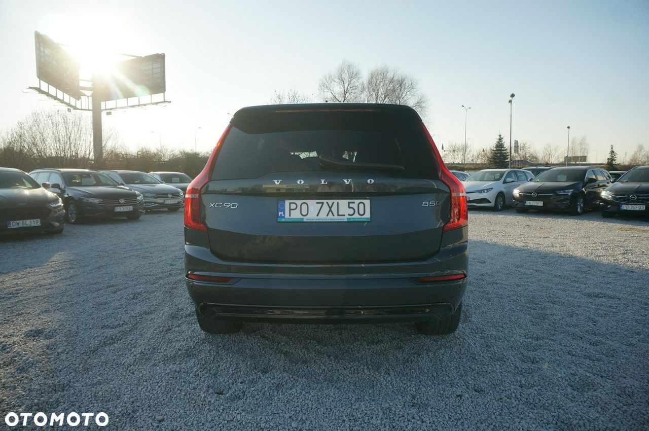 Volvo XC 90 - 8