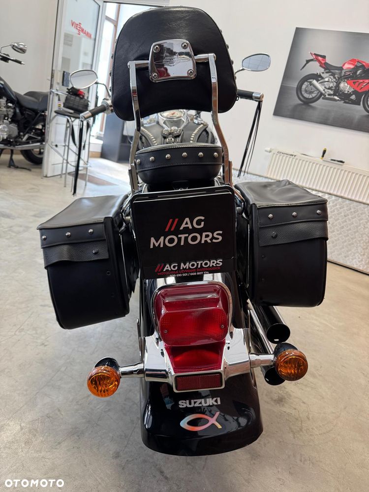 Suzuki VL 800 Volusia - Boulevard C50 - 14