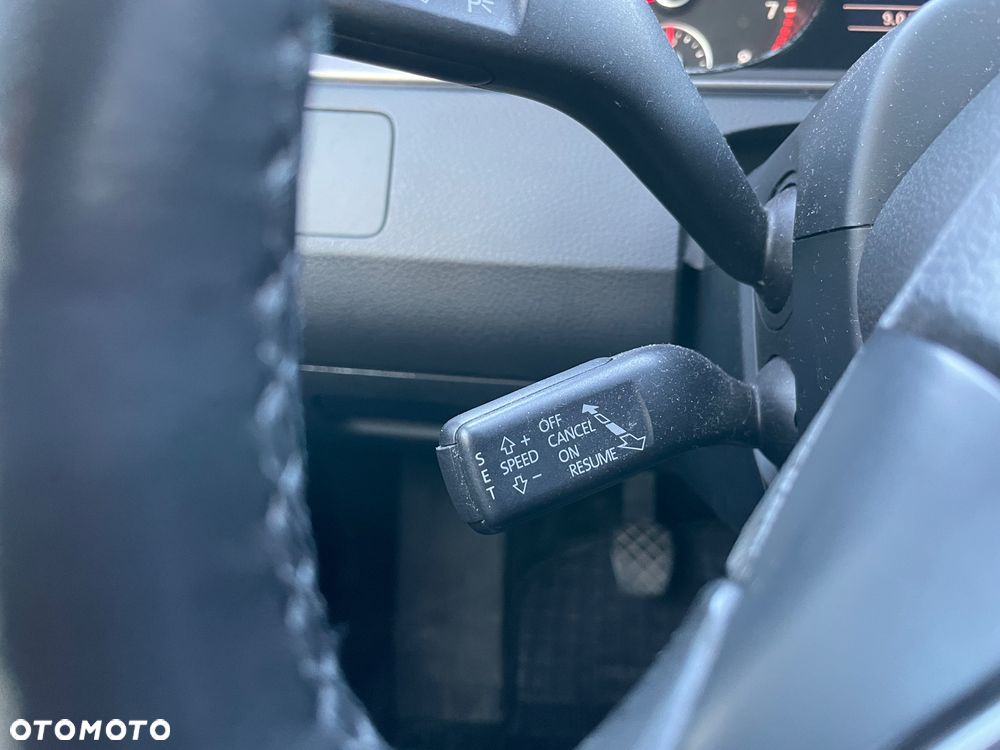 Volkswagen Passat 1.8 TSI Comfortline - 16