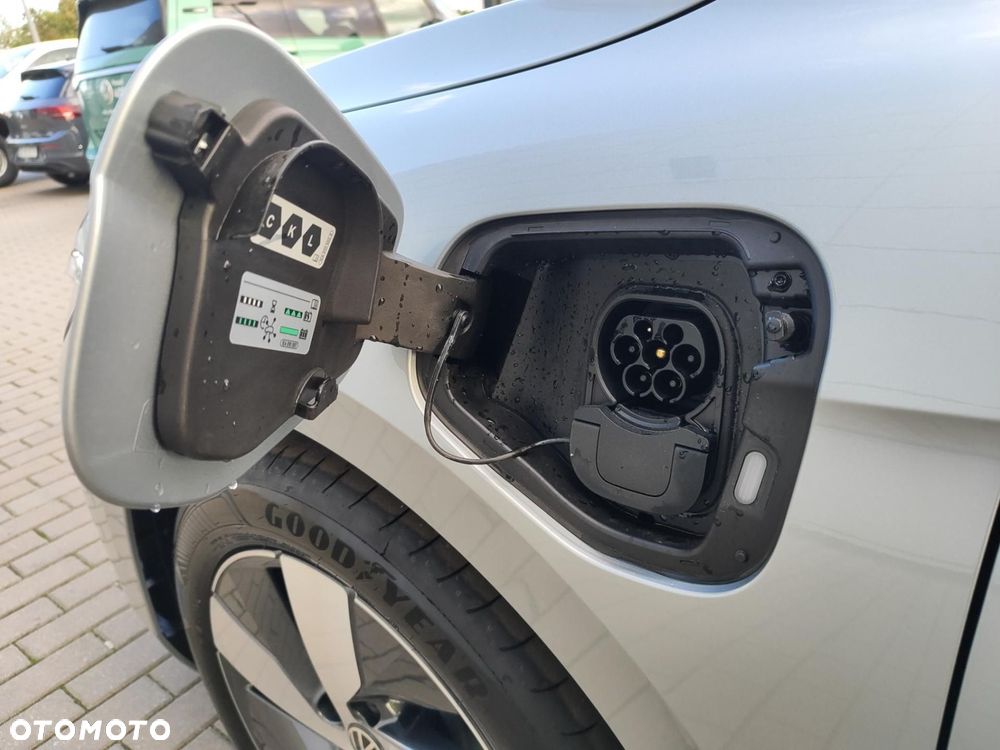 Volkswagen Passat Variant - 13