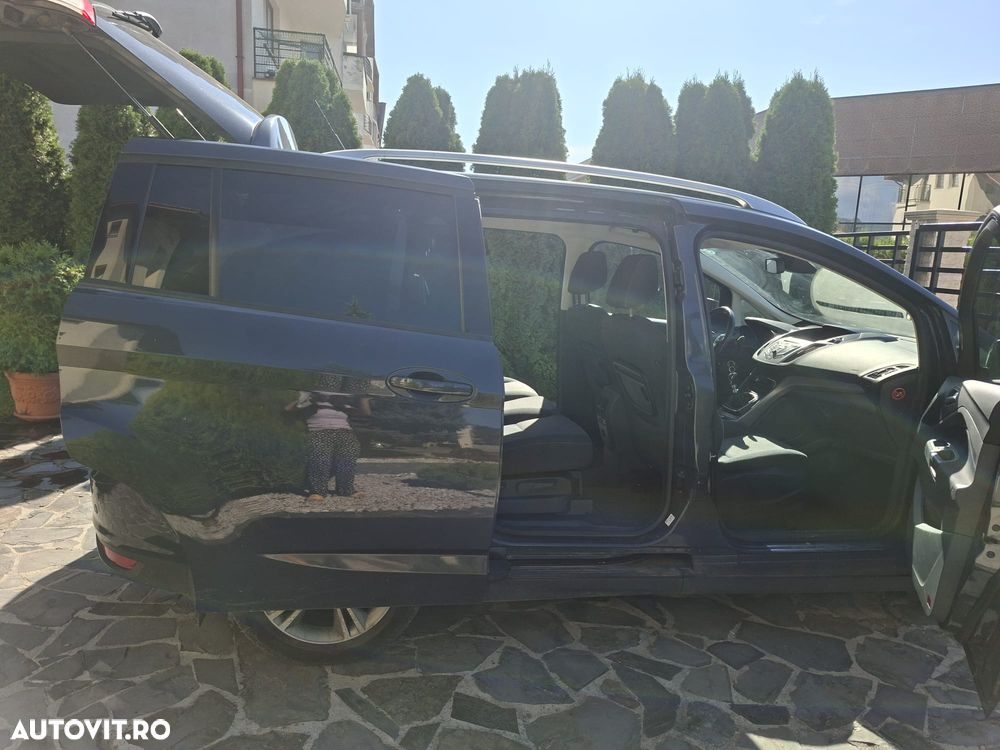 Ford C-Max - 9
