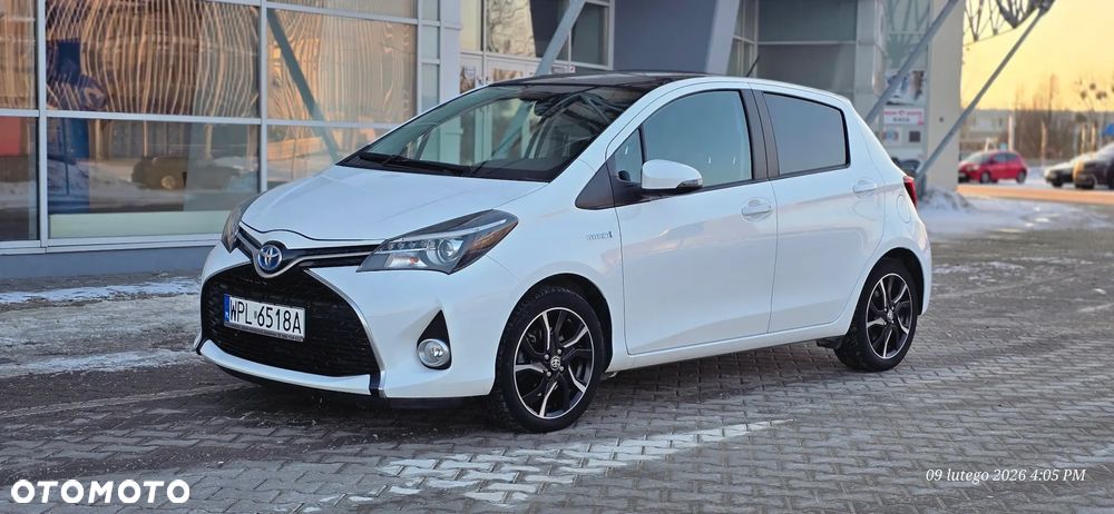 Toyota Yaris 1.5 VVT-i Lounge - 3