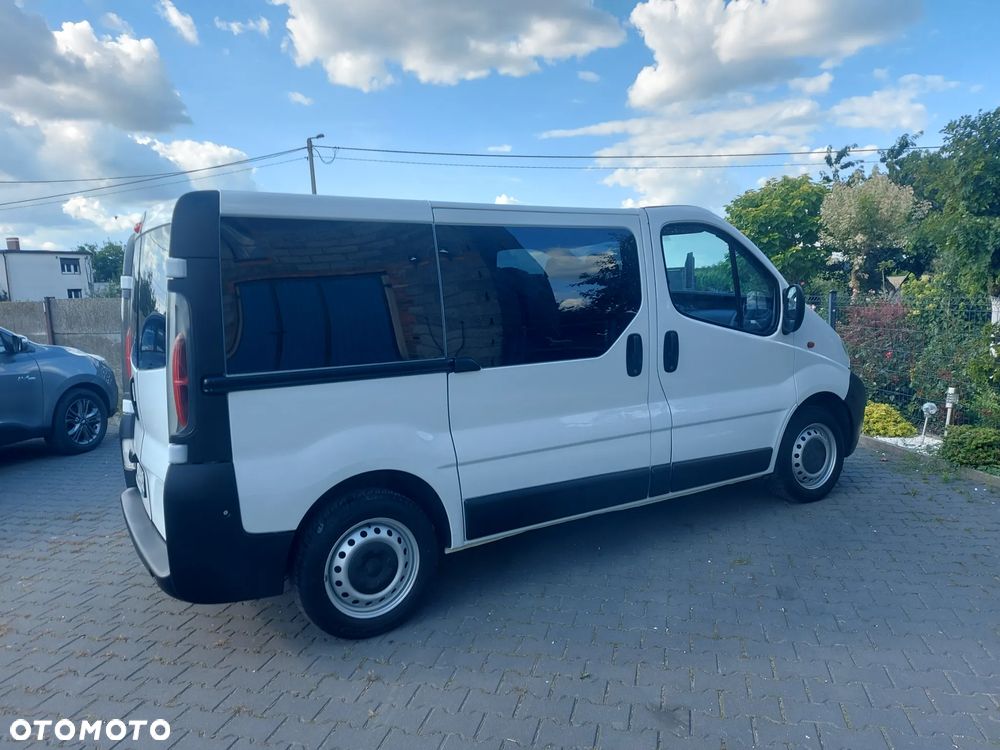 Opel Vivaro - 5