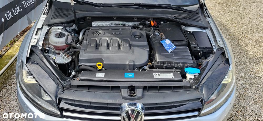 Volkswagen Golf 2.0 BlueTDI Highline - 23