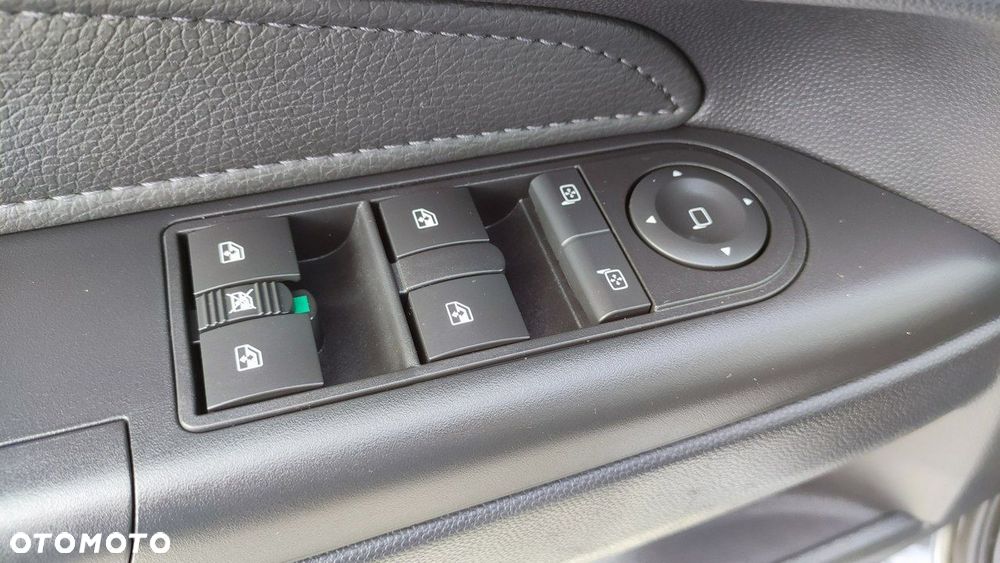 Opel Zafira 1.7 CDTI Cosmo - 28