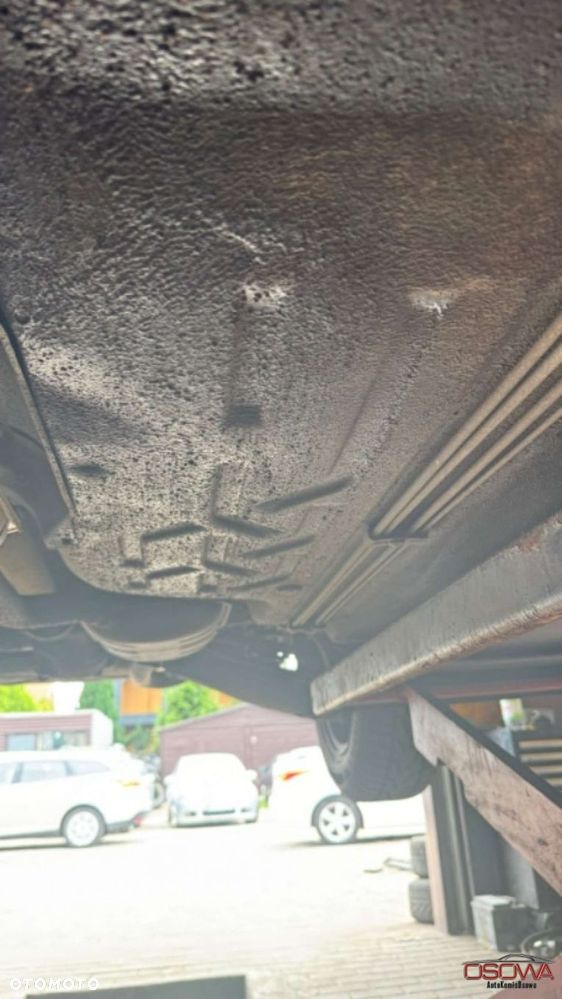 Mercedes-Benz W201 (190) - 10