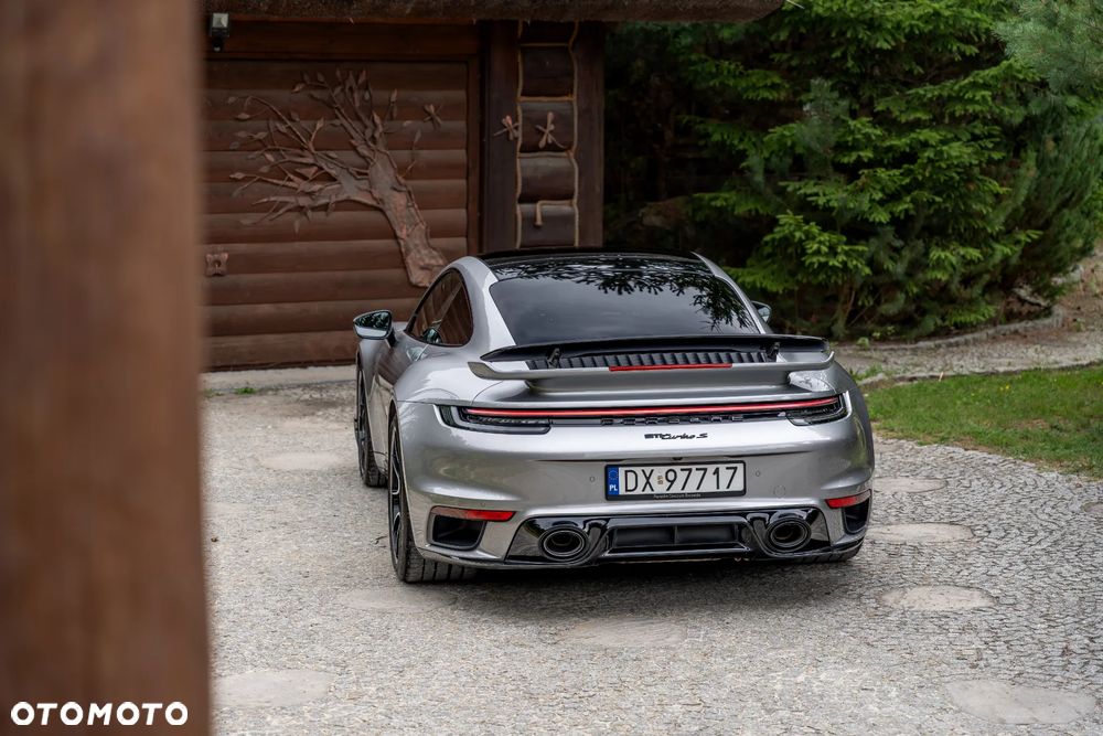 Porsche 911 Turbo S - 21