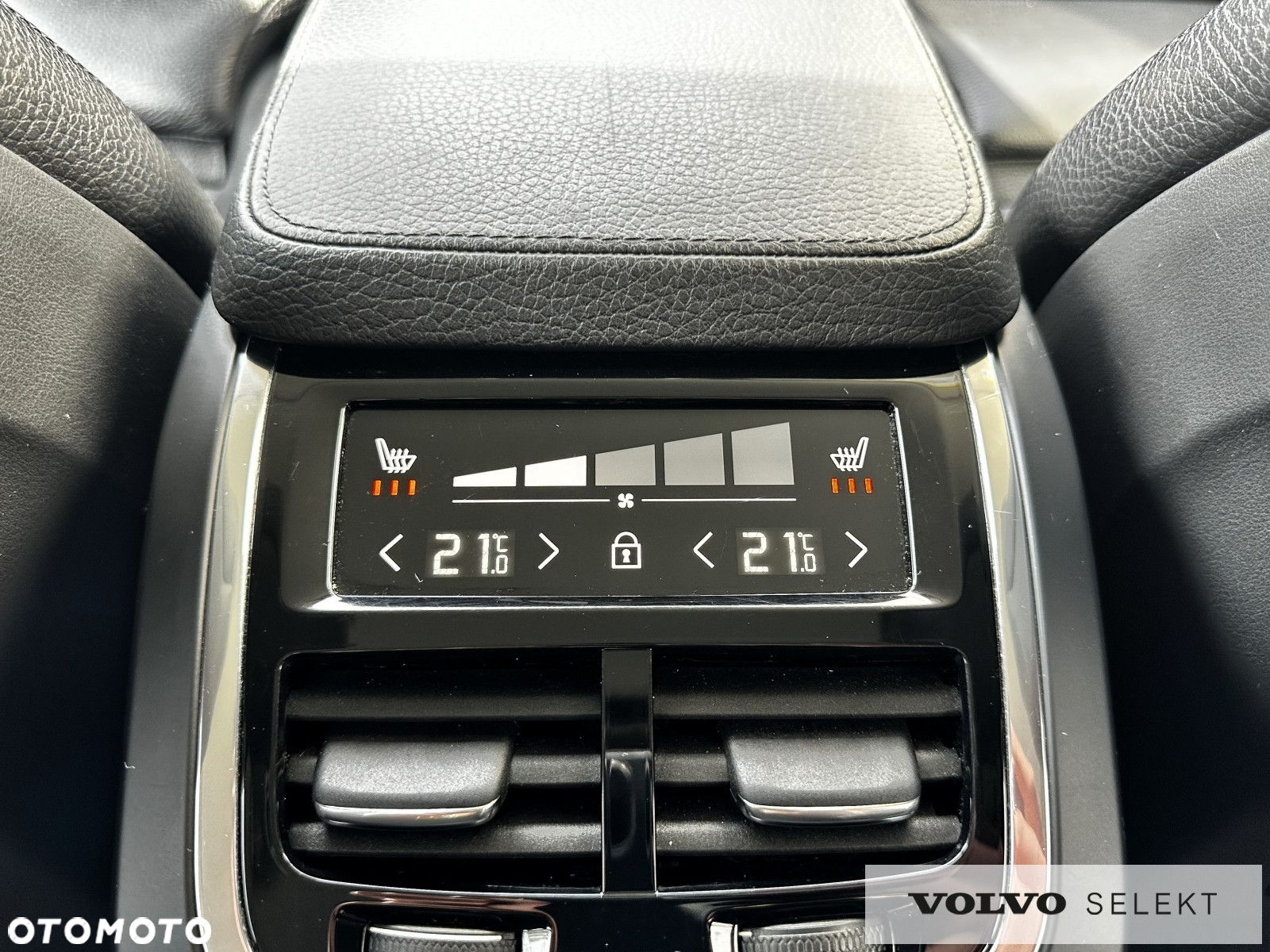 Volvo XC 90 - 20