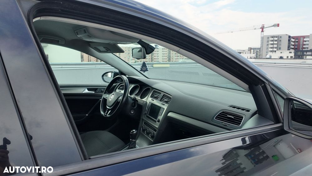 Volkswagen Golf 1.0 TSI BlueMotion Comfortline - 15