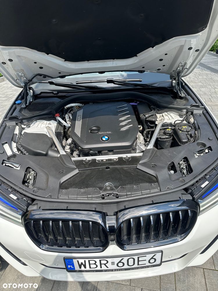 BMW Seria 5 530d xDrive Sport - 33