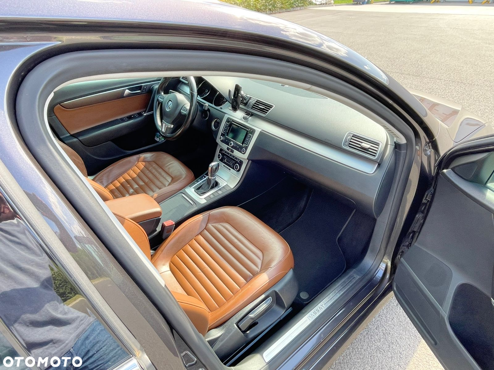 Volkswagen Passat 2.0 TDI Comfortline DSG - 10