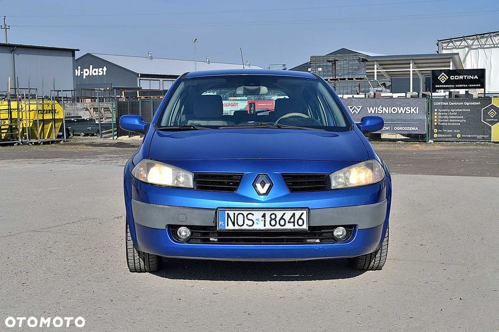 Volkswagen Passat - 2
