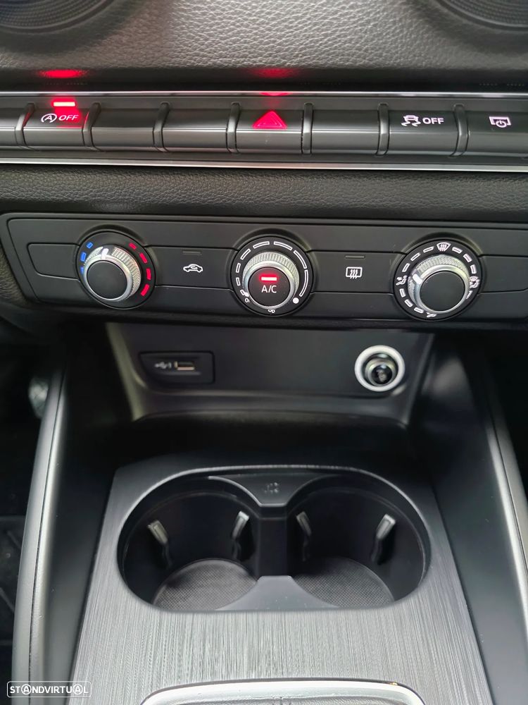 Audi A3 Sportback 2.0 TDI Design - 43