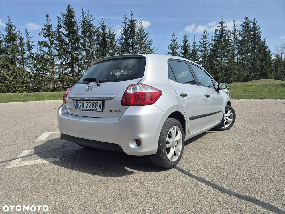 Toyota Auris 1.6 Comfort - 5