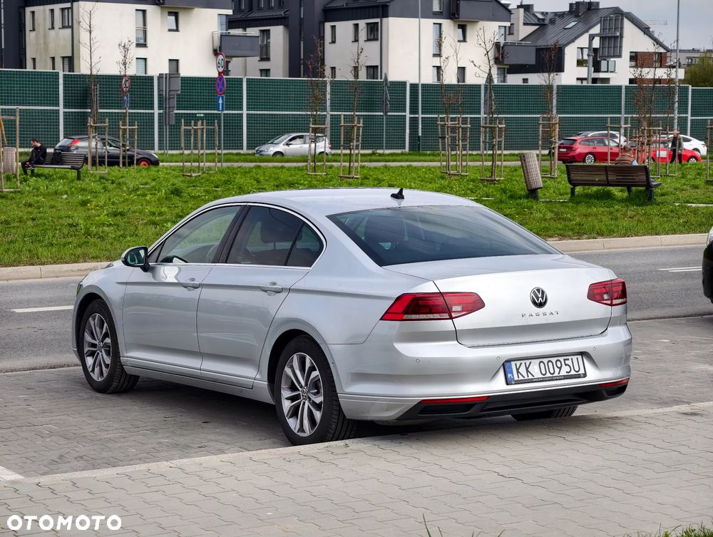 Volkswagen Passat 1.5 TSI EVO Business DSG - 4