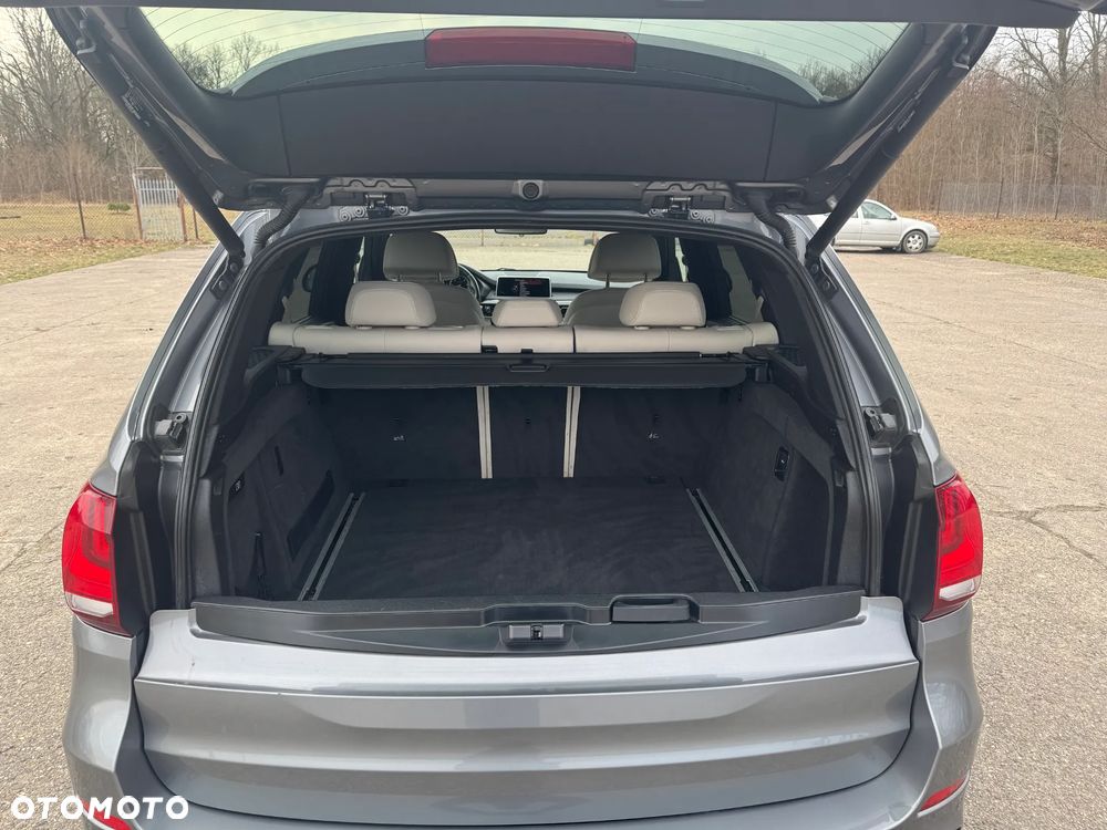 BMW X5 xDrive25d - 13