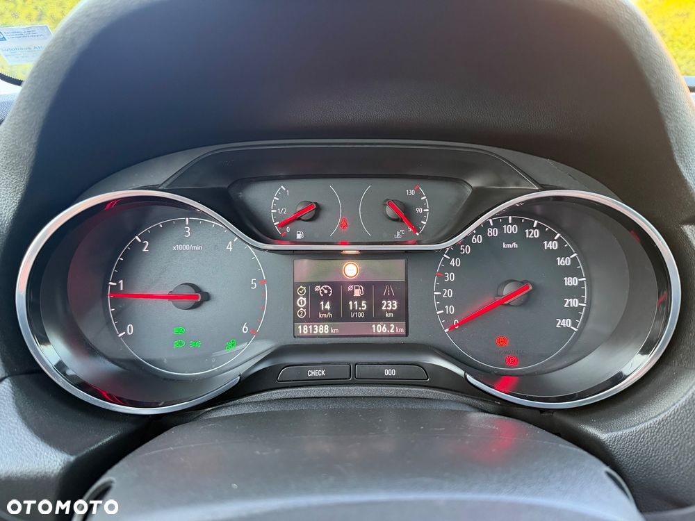 Opel Grandland X 1.6 D Start/Stop INNOVATION - 26