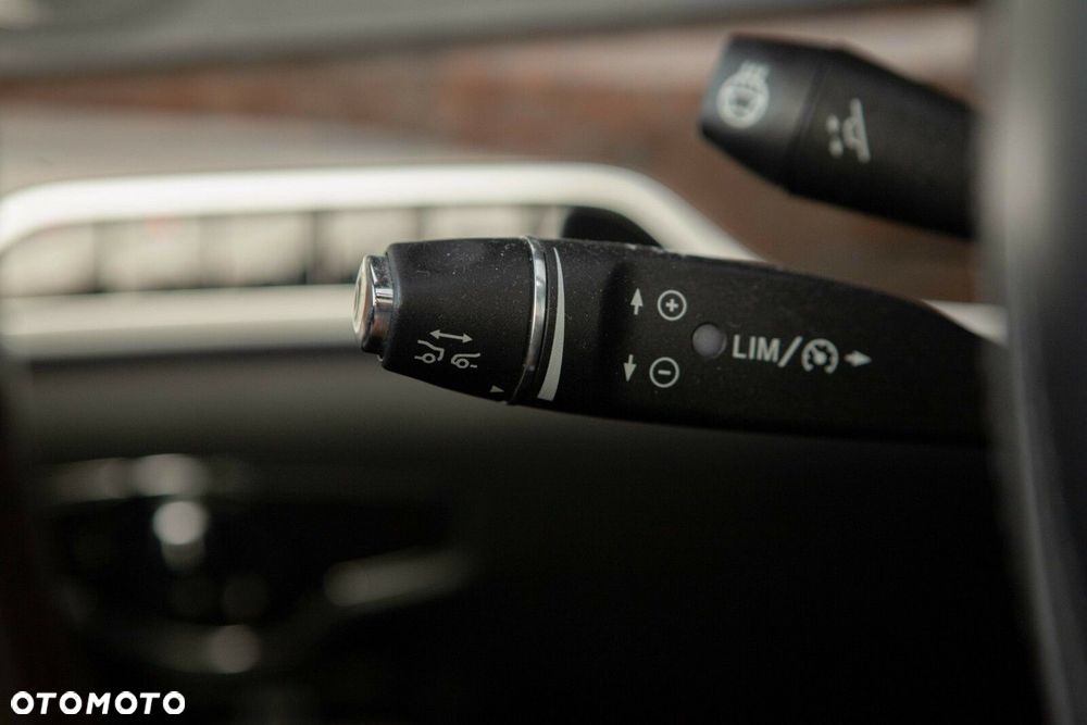 Mercedes-Benz Klasa S 500 4-Matic L 7G-TRONIC - 24