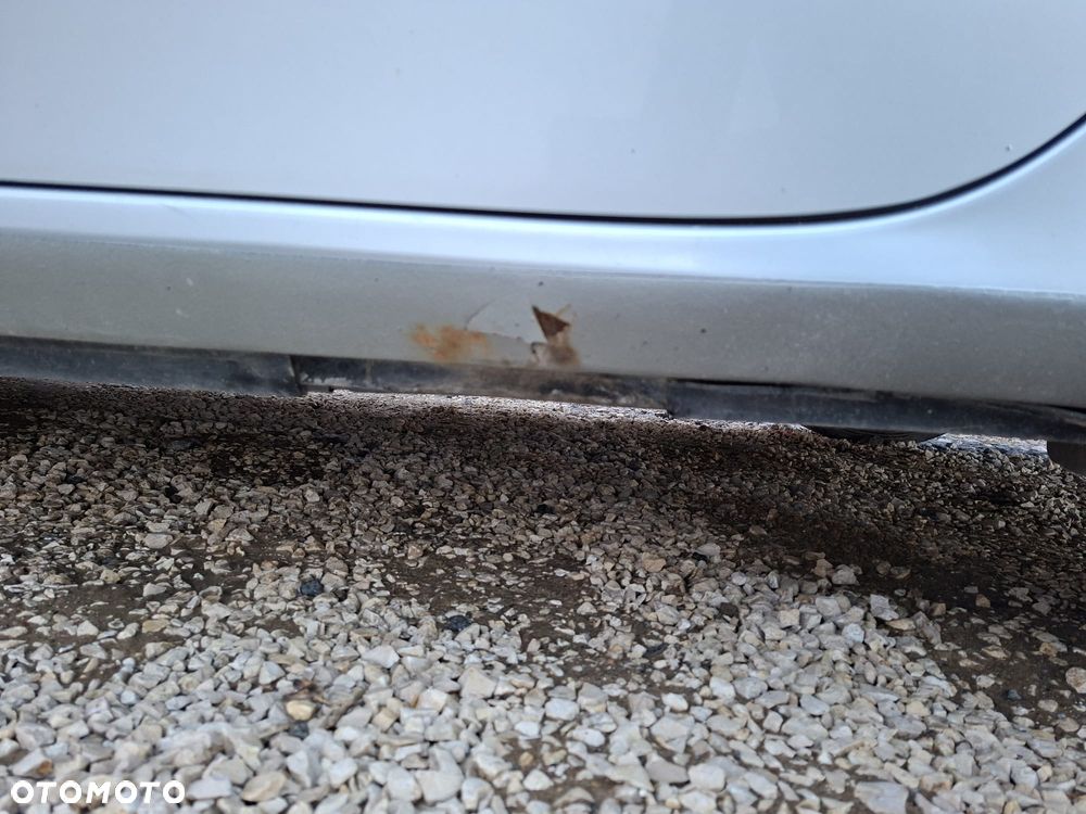 Audi A4 Avant 2.0 TDI Quattro - 17