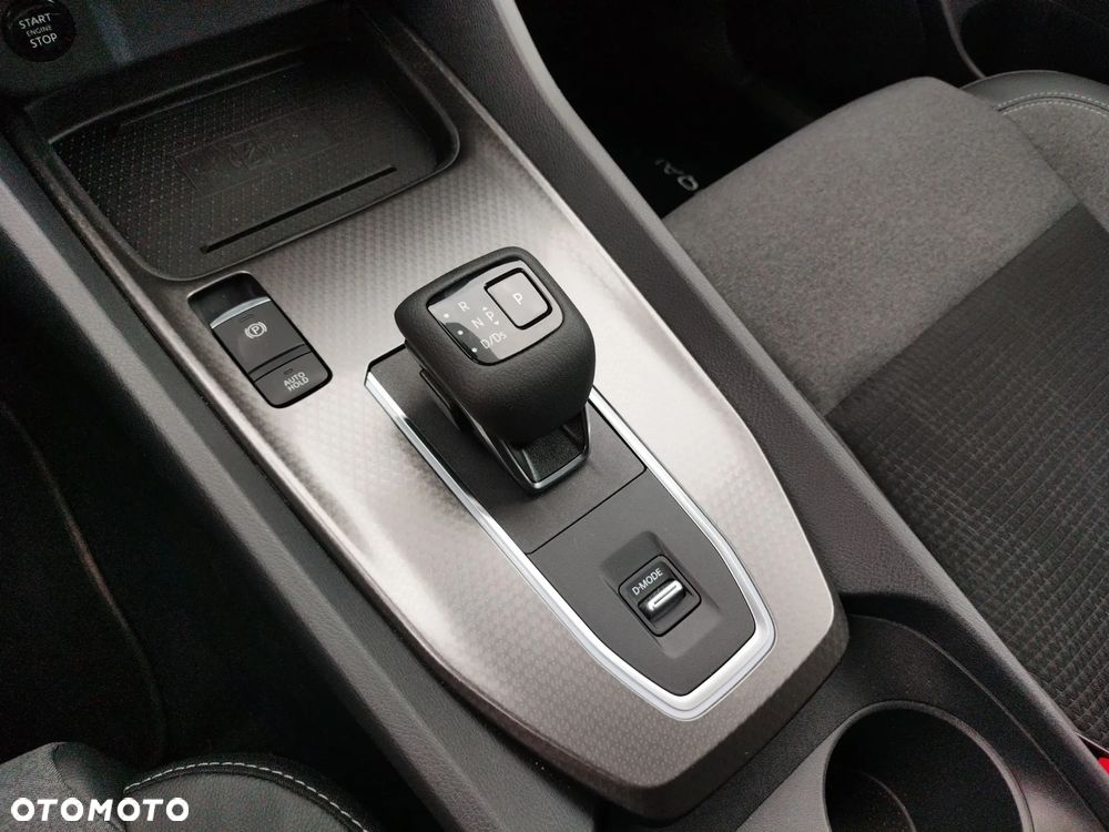 Nissan Qashqai 1.3 DIG-T MHEV N-Connecta Xtronic - 18