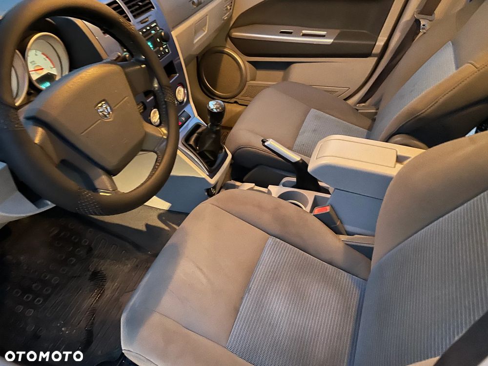 Dodge Caliber 2008 photo 5