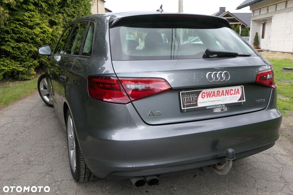 Audi A3 Sportback 1.4 TFSI S tronic Ambiente - 11
