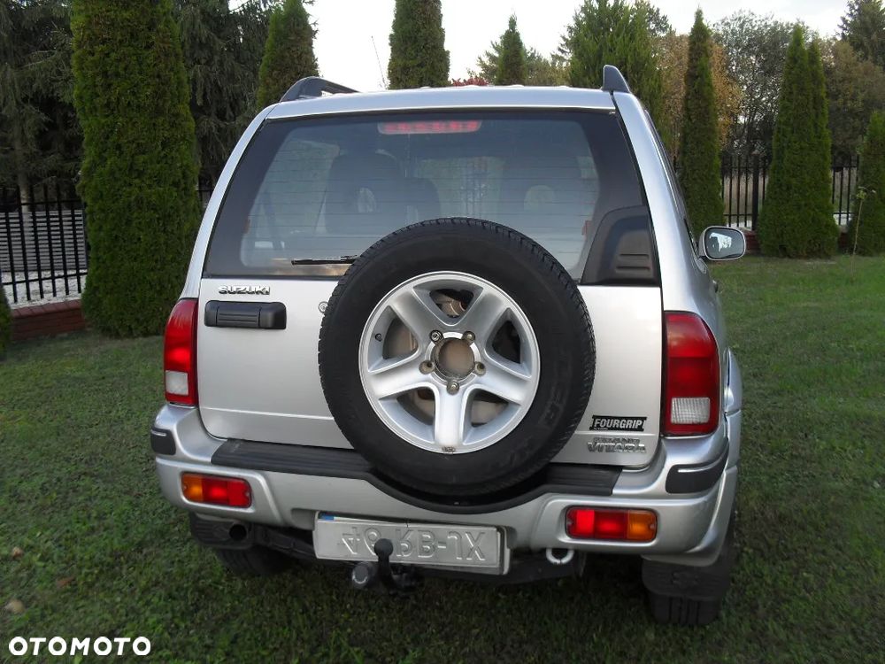 Suzuki Grand Vitara 1.6 - 13