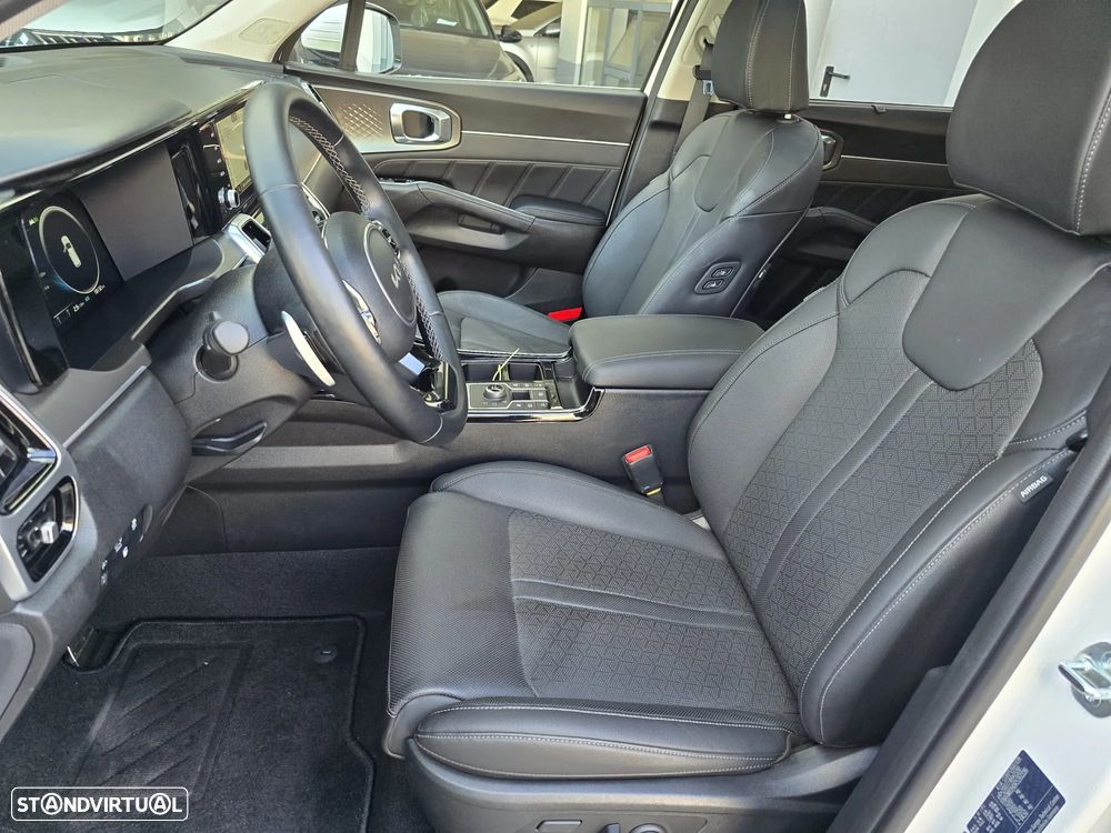 Kia Sorento 1.6 T-GDI PHEV Concept+SRF - 30