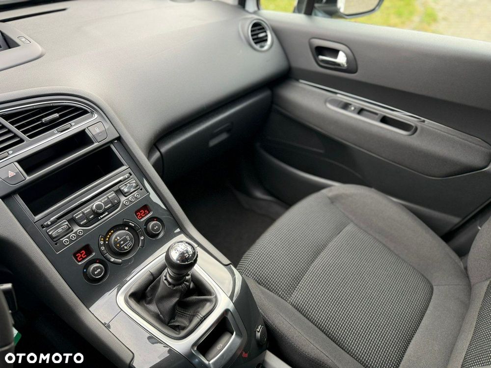 Peugeot 5008 2.0 BlueHDi Allure 7os - 30