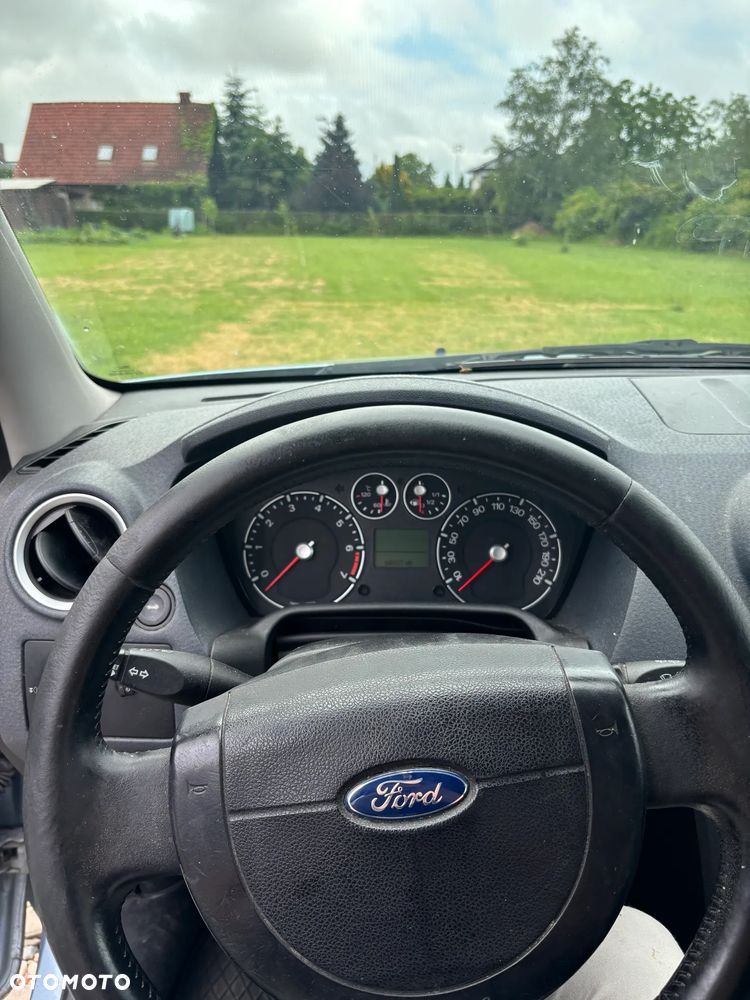 Ford Fusion - 5