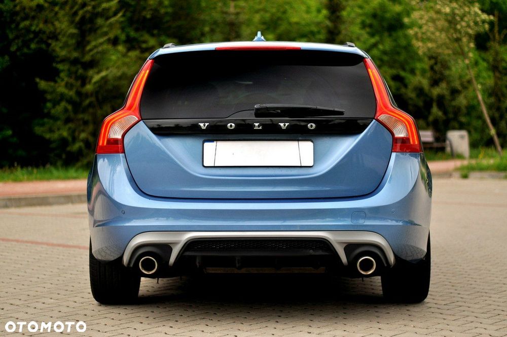 Volvo V60 D3 Drive-E R-Design Momentum - 6