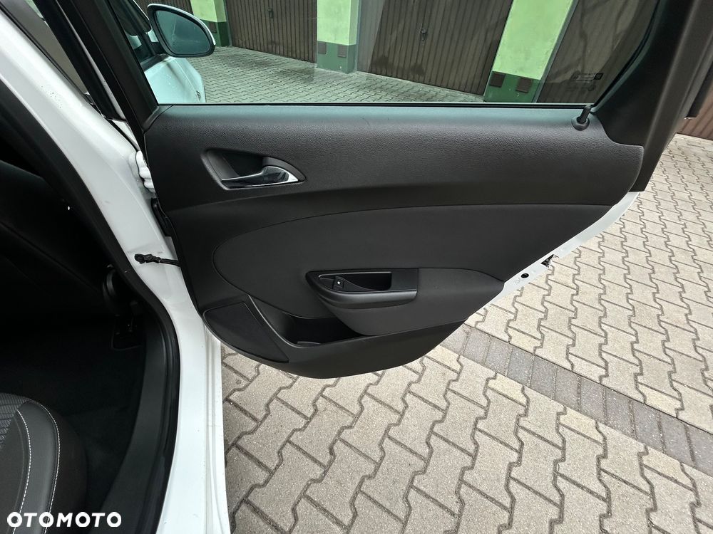 Opel Astra 1.4 Turbo Style - 25