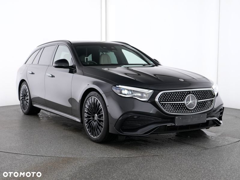 Mercedes-Benz Klasa E 300 de PHEV 4-Matic AMG 9G-Tronic - 1