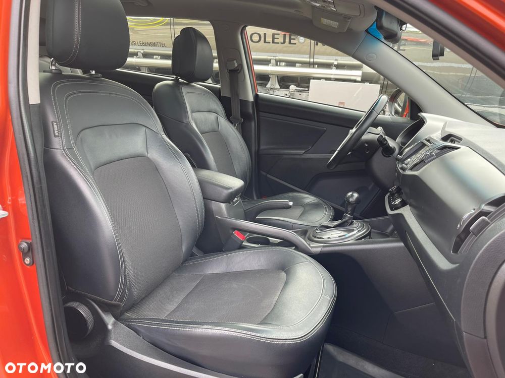 Kia Sportage 2.0 CRDI 4WD Automatik Spirit - 20