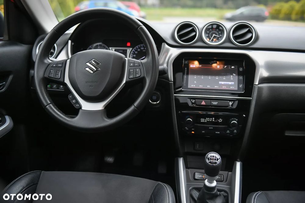 Suzuki Vitara 1.6 DDiS (4x4) Allgrip Comfort+ - 31