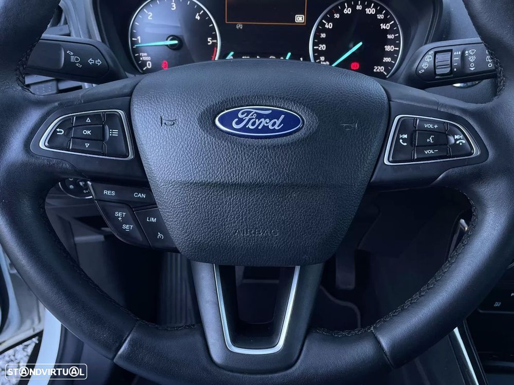 Ford EcoSport 1.5 TDCi Titanium Plus - 34